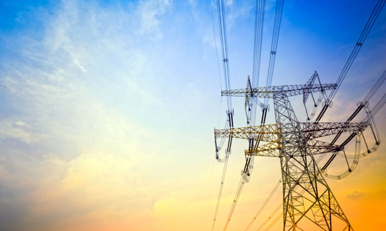 Perú: Se proponen cambios a la Ley para asegurar el desarrollo eficiente de la generación eléctrica (Ley 28832)