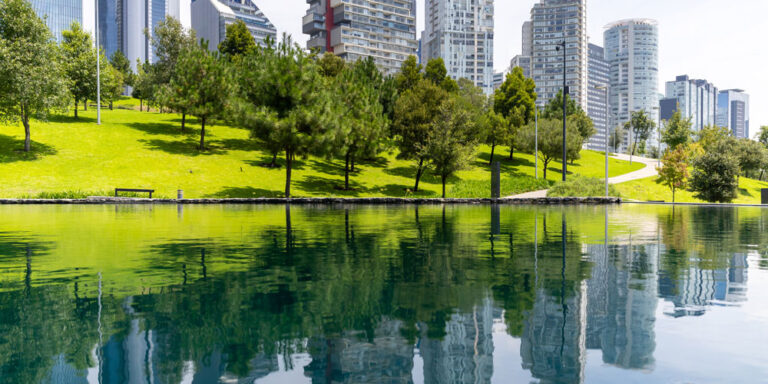 México apuesta por un nuevo modelo de planeación energética con un enfoque social y climático