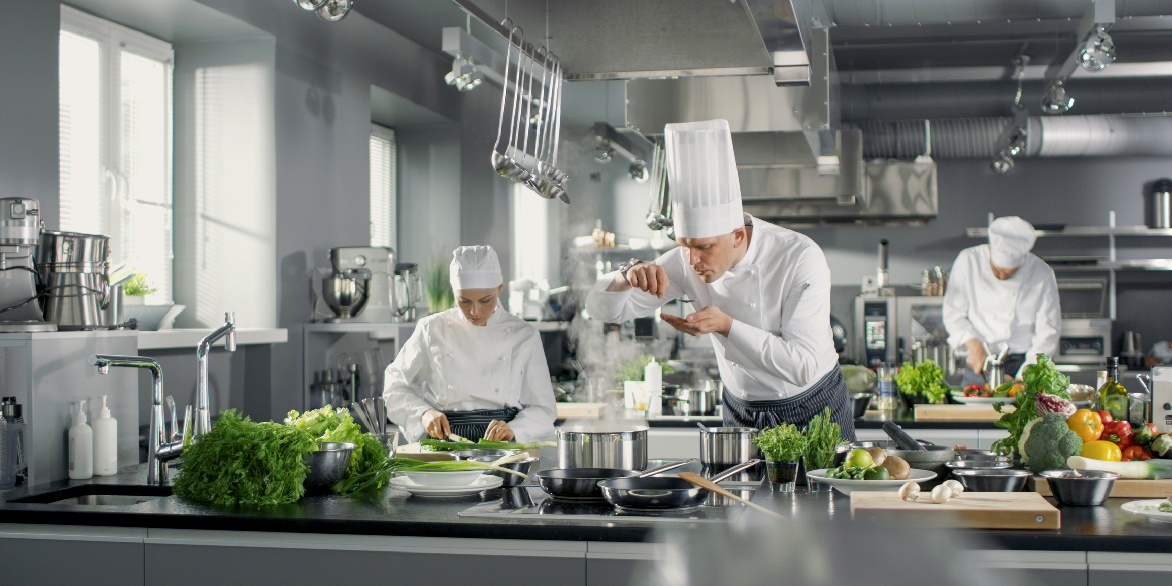 The new European directive on waste reinforces the obligations to prevent food waste in hotels and restaurants